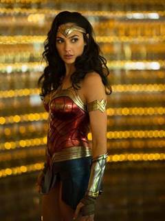 Atriz Gal Gadot famosa mulher maravilha pelada nua transando